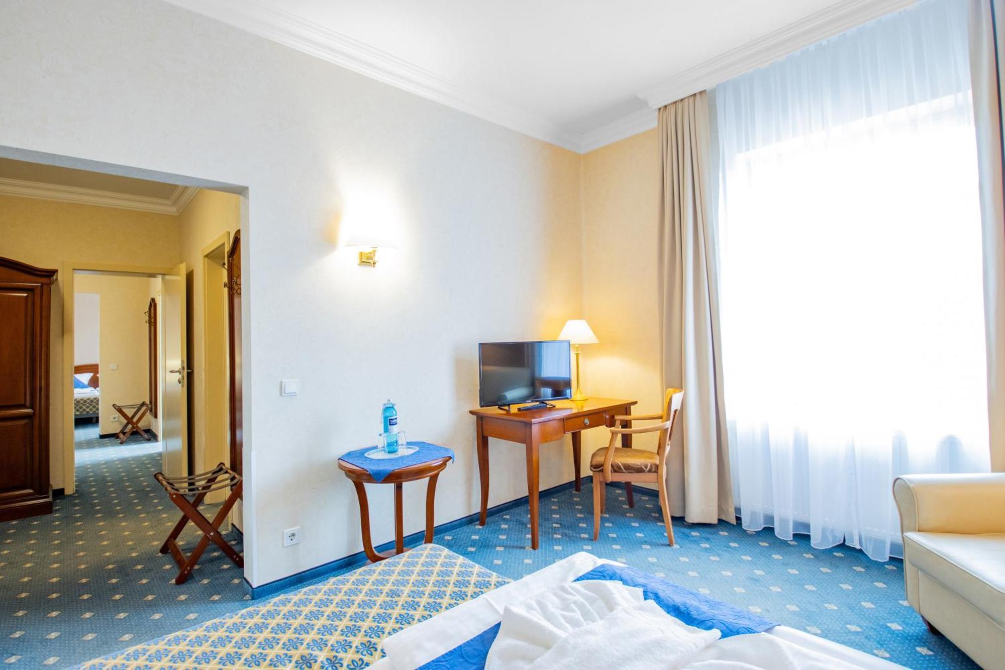 เซโฮเทล กรอสเร็ชเชิน Hotel โกรสเรสเชน ภายนอก รูปภาพ